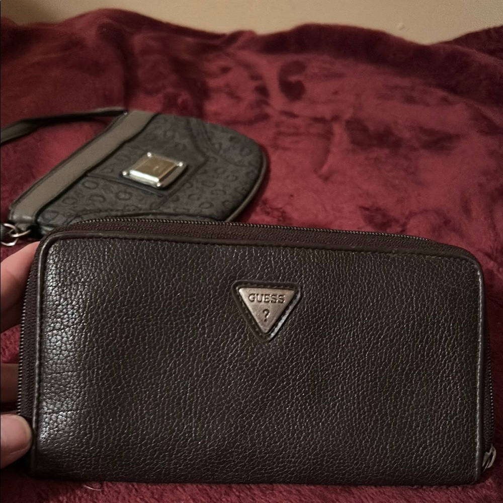 Vintage Guess Brown Wallet